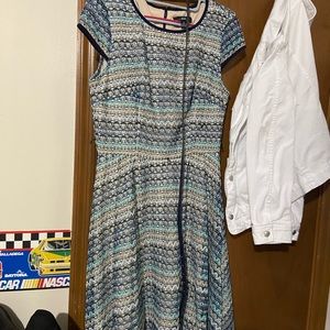 Size 10 women’s dress necer worn